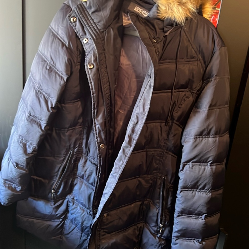 Kenneth Cole reaction navy blue XXL medium length coat